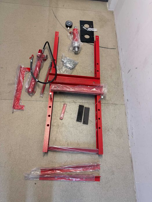 300606	Преса хидравлична 20t с манометър RD-HP04