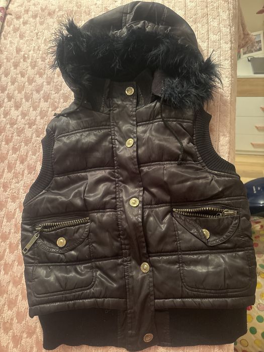 Зимна дамска грейка с качулка