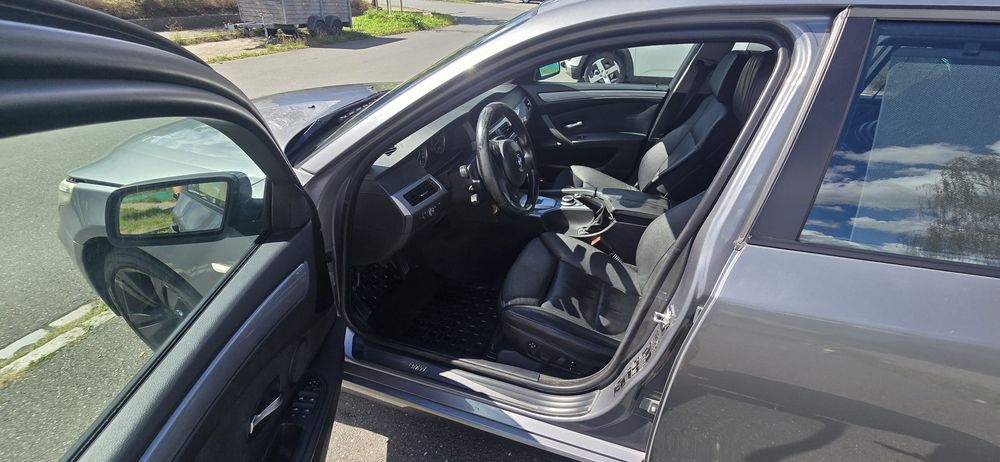 BMW 525i LCI Automat  Masina se afla Germania