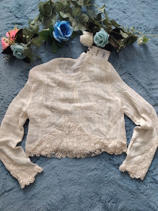 Bluza Zara cu broderie masura M