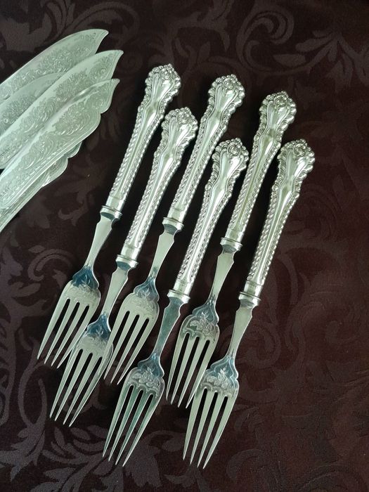 Столовые приборы антиквариат Англия