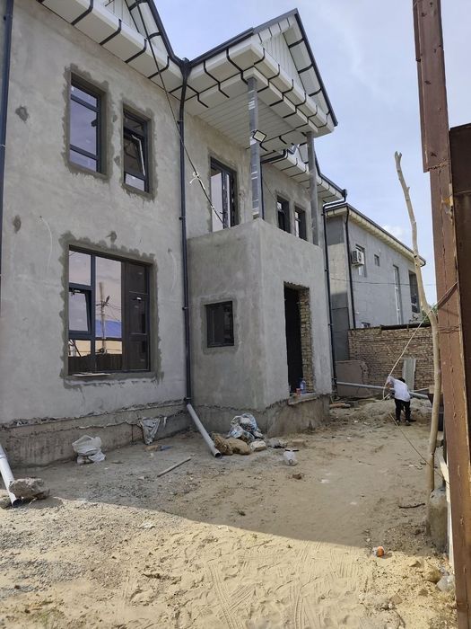 2 etaj jay satiladi  Qum-awil 1 de ulken ziyratlaw koshesine jaqin