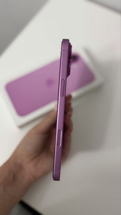 Продам Iphone 16 plus 256gb