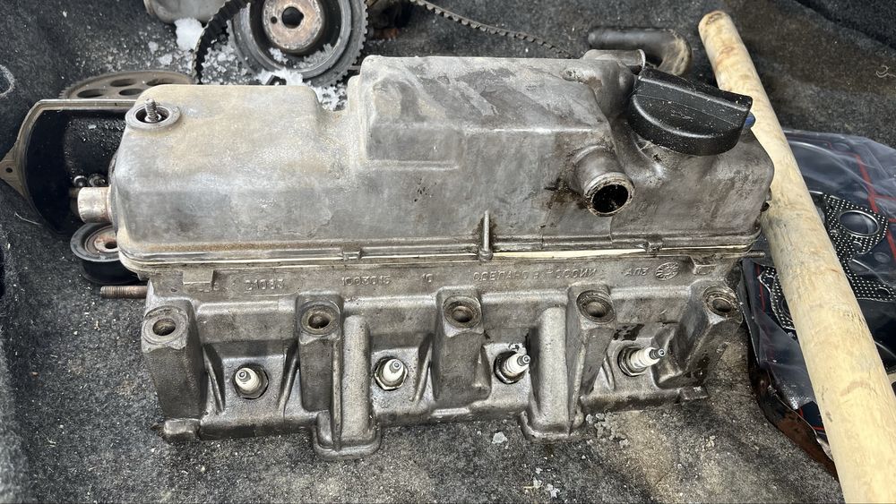 Продам матор 2115 комплект