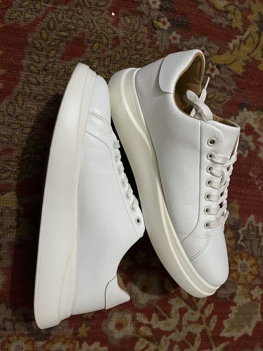 Белые кеды в отличном состоянии