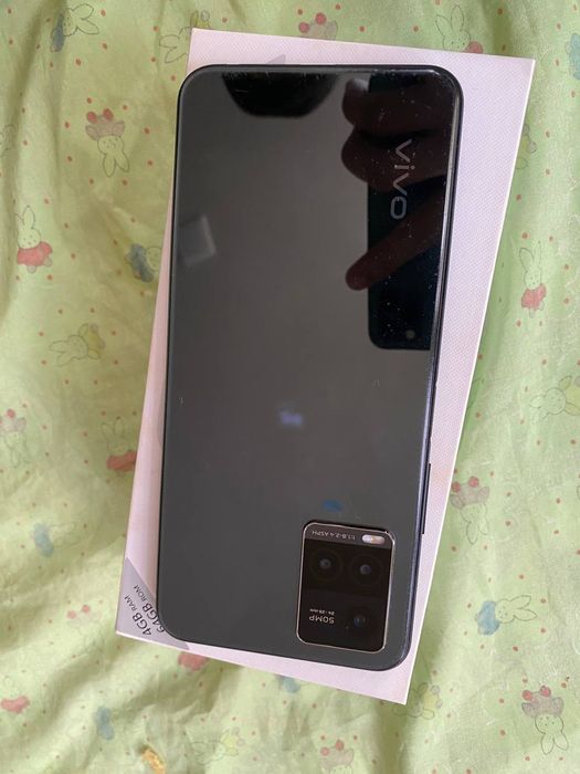 Vivo y 33 s  64 gb