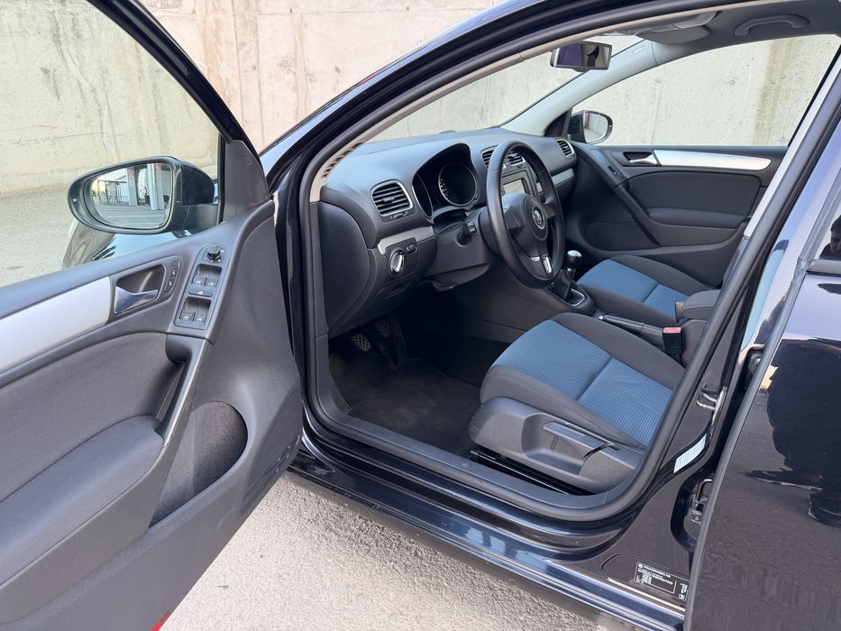 Volkswagen GOlf 6 2.0 diesel 140cp/Scaune incazlite/Senzori parcare