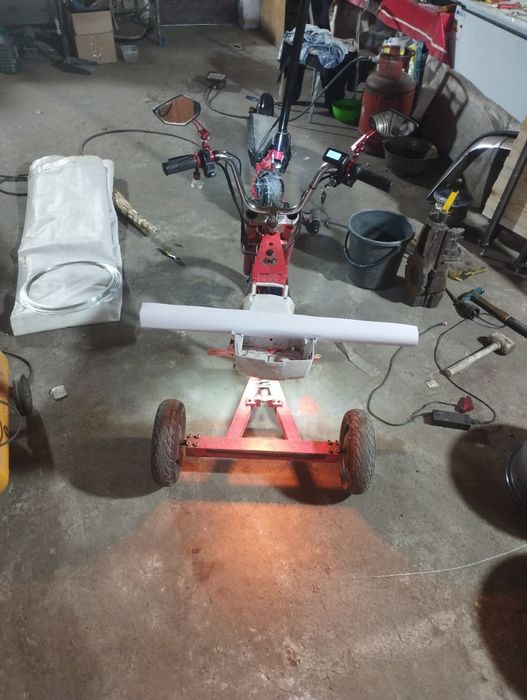 Детский электровелосипед трёхколёсный