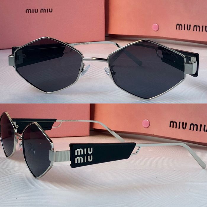 Дамски слънчеви очила ромб 3 цвята черни