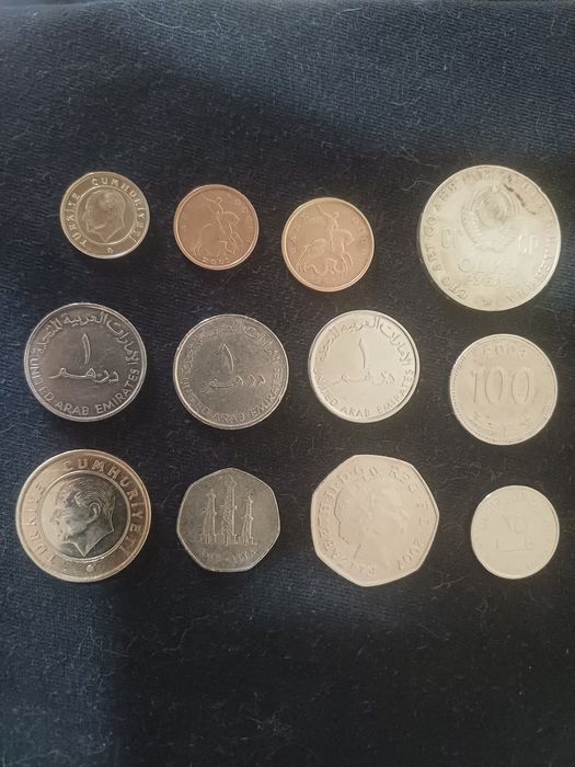 Продаются монеты разных стран