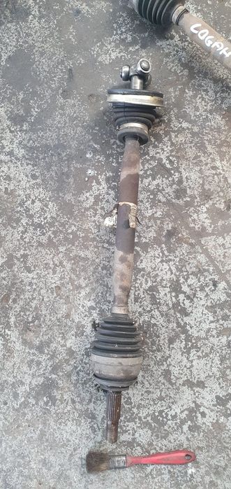 Planetara stanga / dreapta dacia logan 1.6 16v