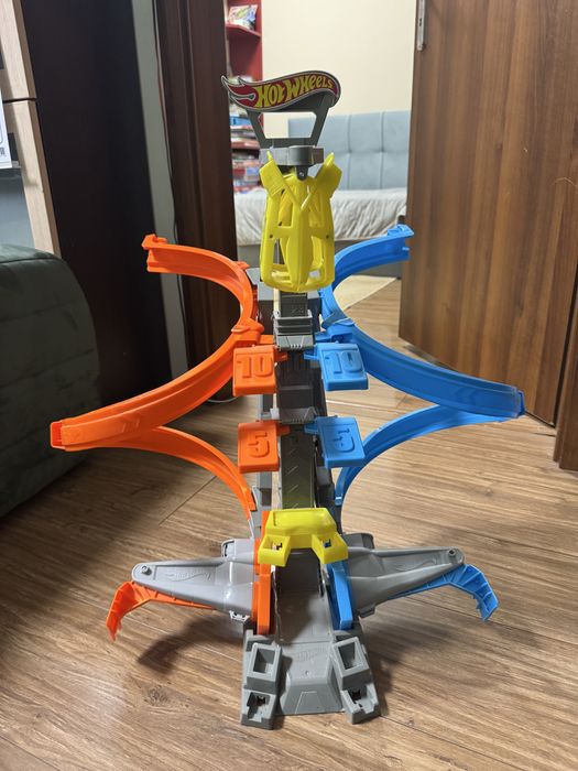 Hot Wheels Action - Комплект Лупинг