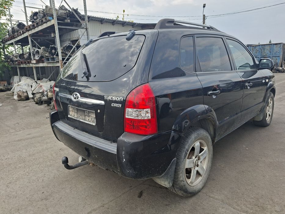 Dezmembram Hyundai Tucson, an 2008, 2.0 d, 4x4
