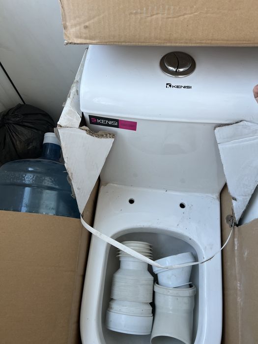 Унитаз новый