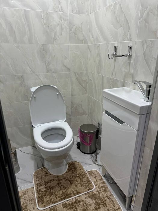 Сергели на против Дехкан базара 2-х комнатный квартира сдаётся в аренд