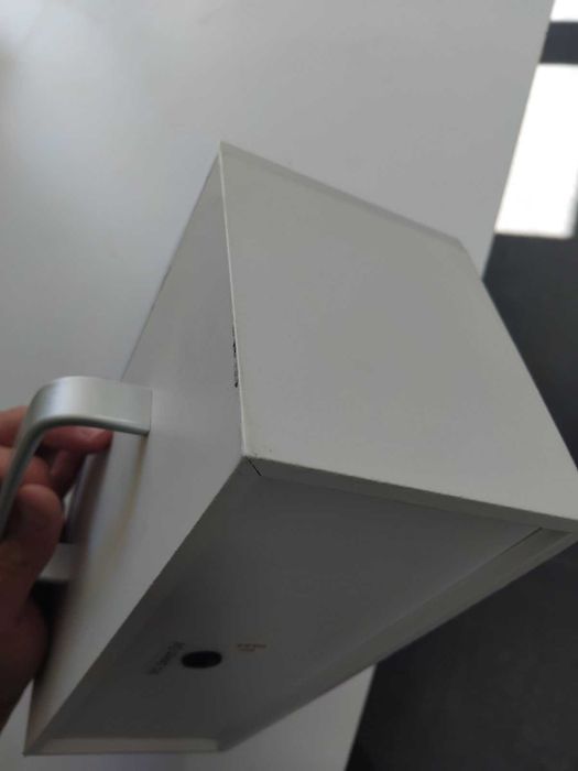 Продавам мини bluetooth колонка 2х5W