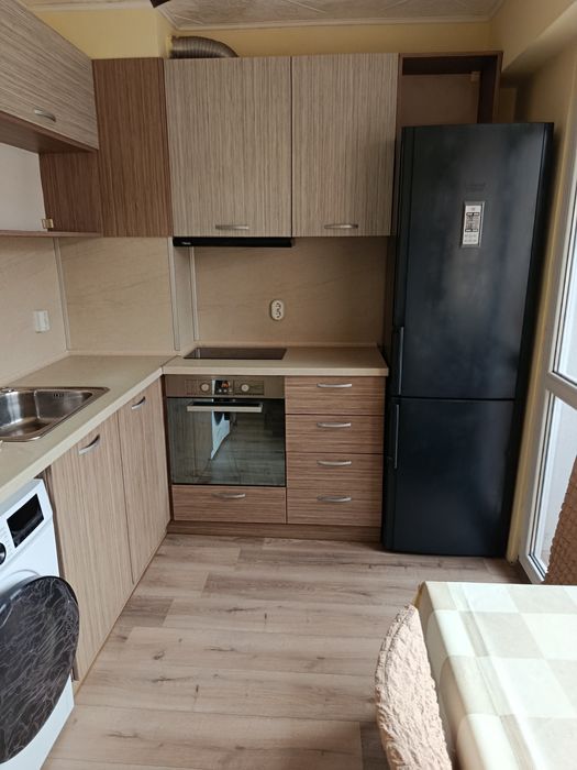 Давам под наем апартамент