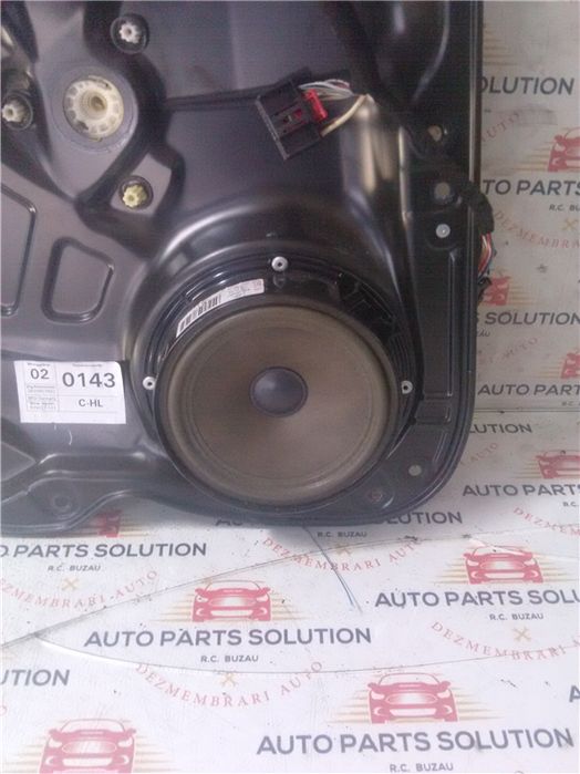 Boxa usa stanga spate vw passat b 6