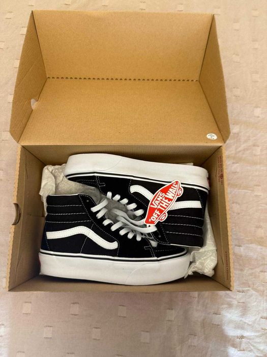 Adidasi vans marimea 36