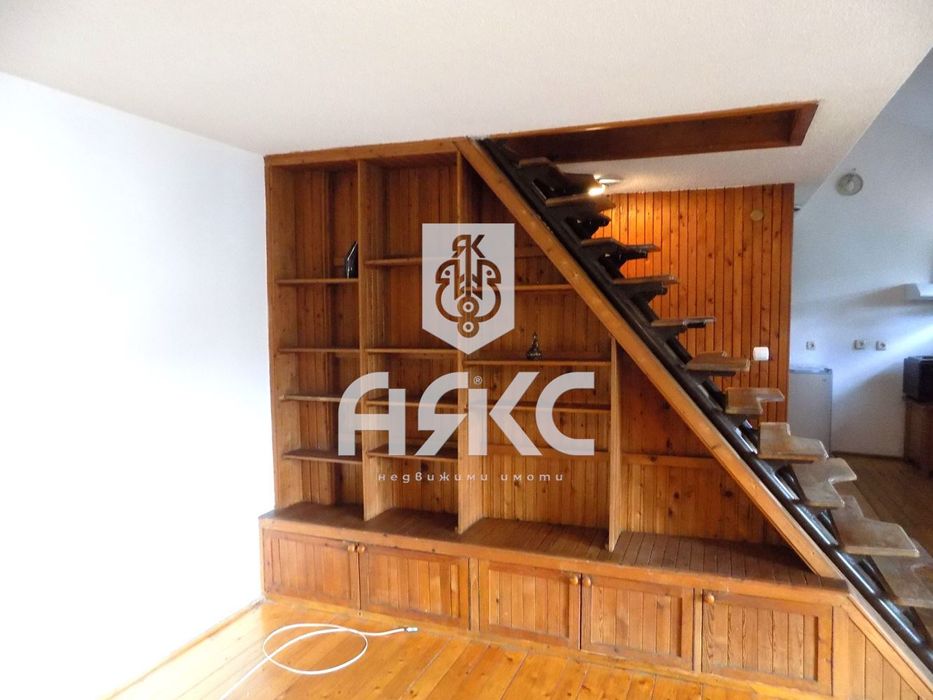 Дава се под наем Двустаен апартамент в София, Лозенец - 61 кв.м за 510 € - Снимка #2