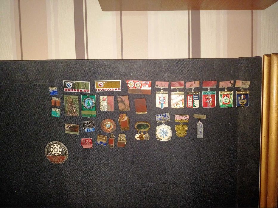 продам значки ссср