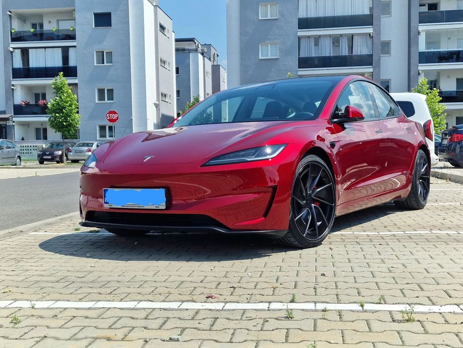 Tesla Model 3 Tesla Performance, 620 cp