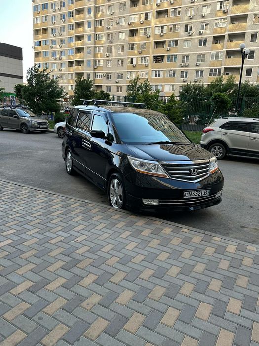Продам Хонда Элизион престиж в идеальном состоянии