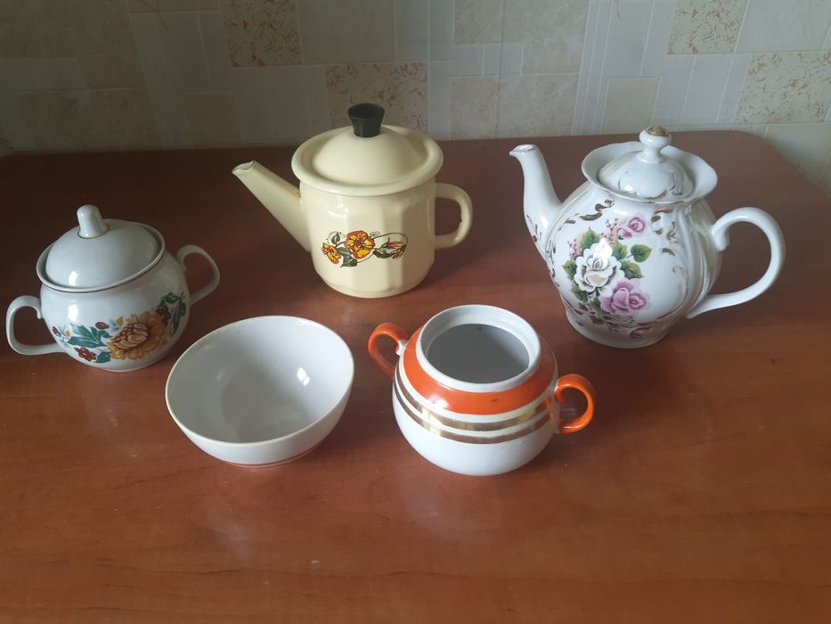 Посуда чайная,разная