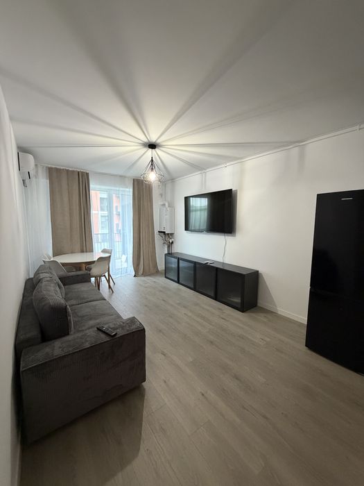 Apartament 2 comere