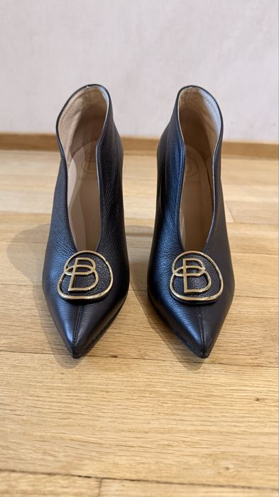 Боти от естествена кожа Baldowski