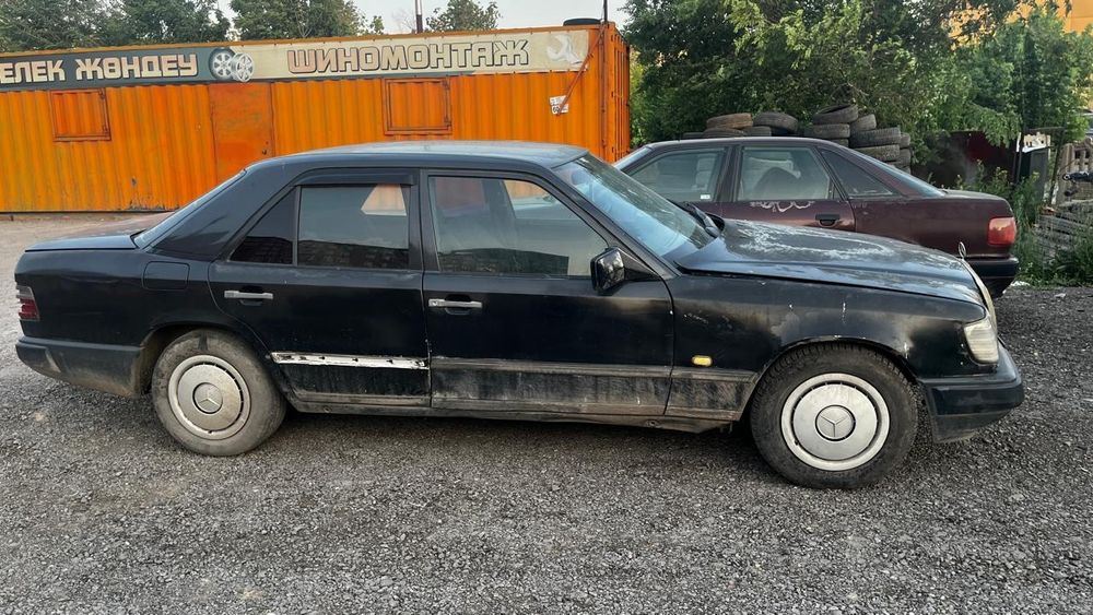 Авторазбор mercedes 124 2.0