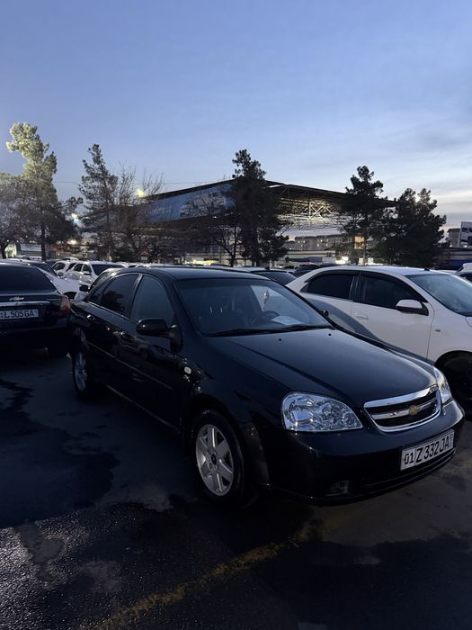 2005 yil lacetti 1,6 qora