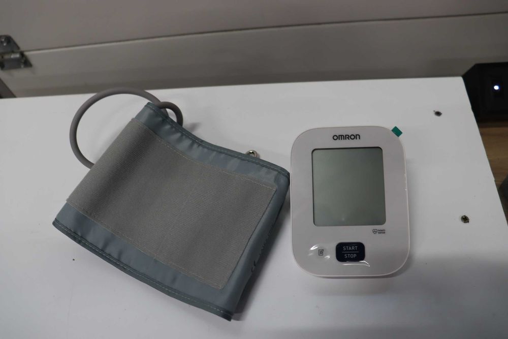 Апарат за кръвно Omron X2 Essential HEM-7188-E