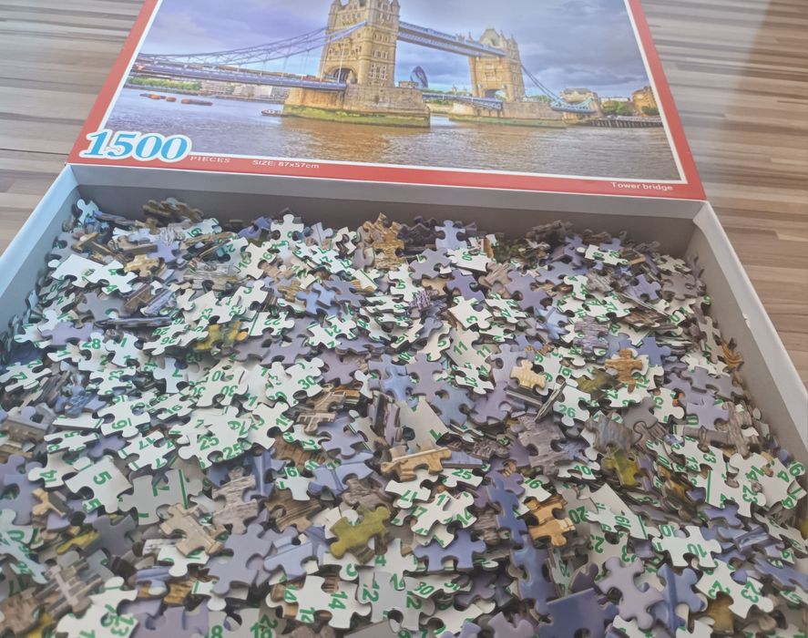 Пъзел с 1500 части