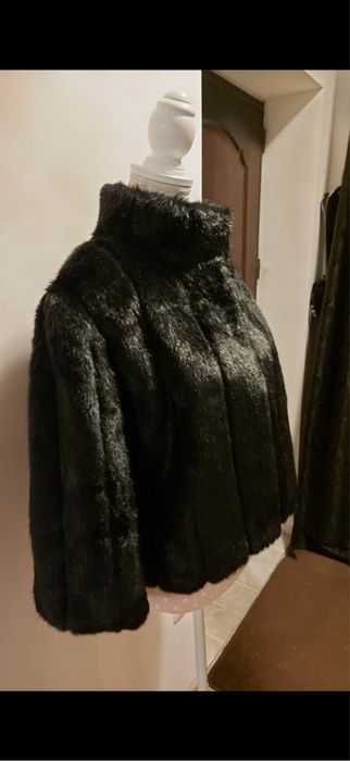 Haina dama din blana neagra 3/4