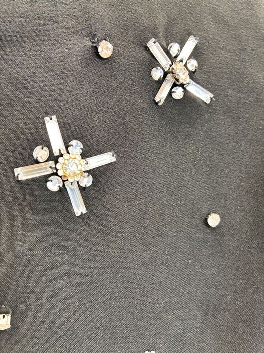 Мини черна рокля