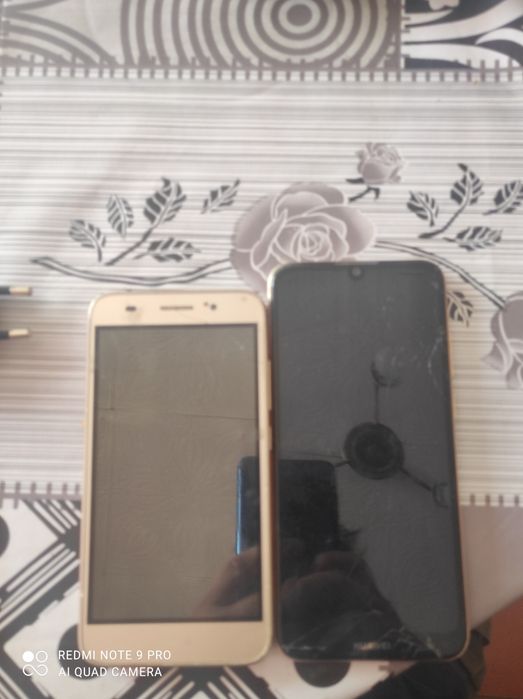 Huawei два телефона