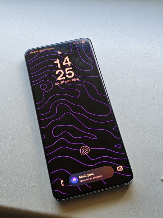 Samsung s20+ в хорошем состоянии