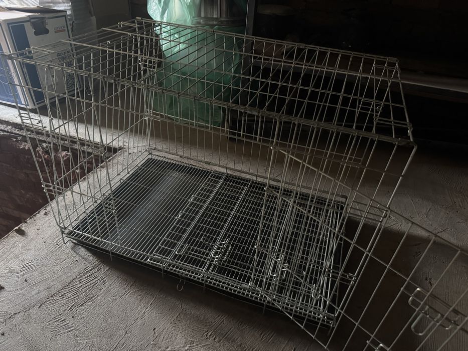 Продам клетку для перевозки собак