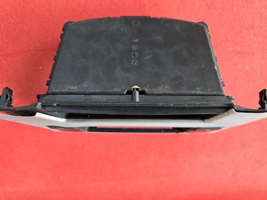 Bord, trimuri interior f10