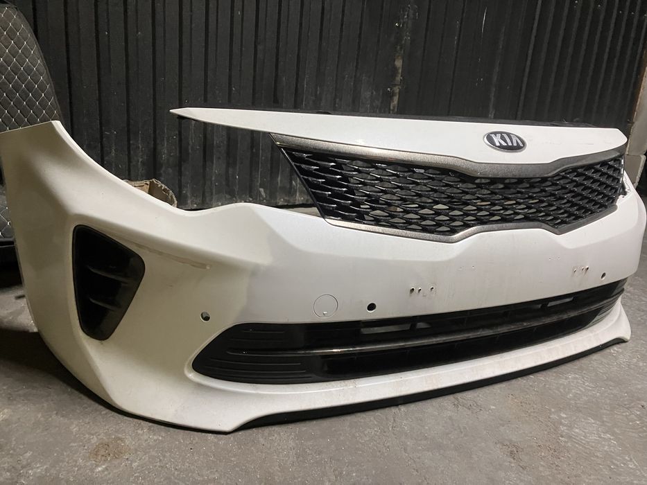 Передний бампер Оригинал