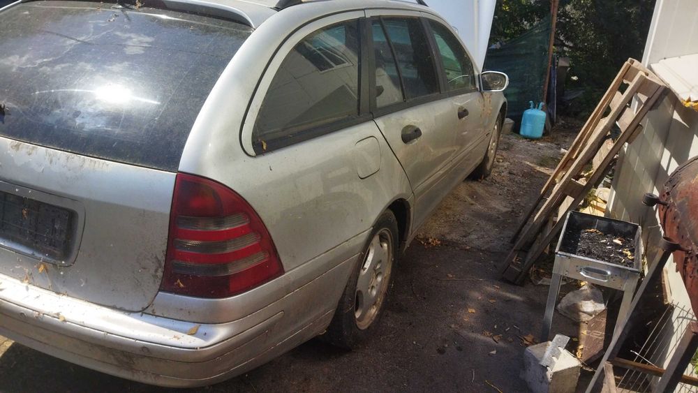 Mercedes Benz w203 220cdi на части