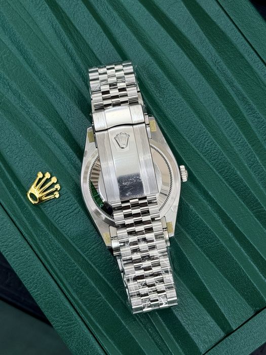 Rolex Date-Just 36mm Green Mint Dial Cal 3235