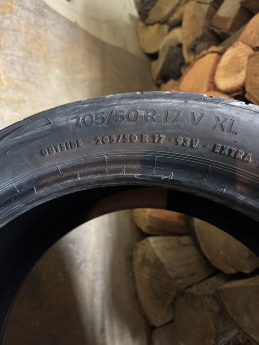 205/50/17 Continental dot 2821