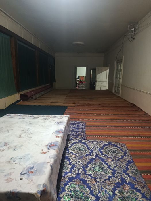 Uy sotiladi manzil Surxondaryo viloyati bandixon tumani Navroʻz mahall