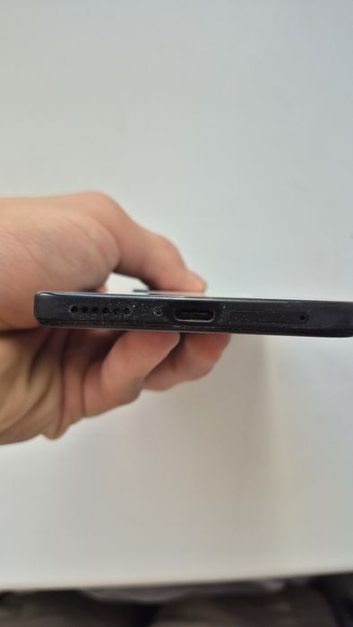 Продаю телефон Redmi note 12 pro в идеале
