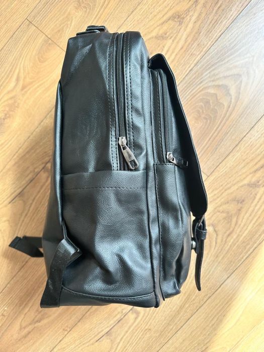 Стильный Рюкзак из экокожи