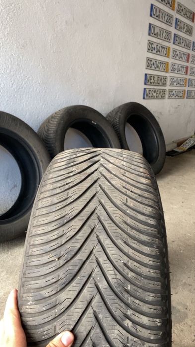 Set 4 anvelope iarnă Kleber Krisalp SUV 235/55 R18 ,stare excelenta