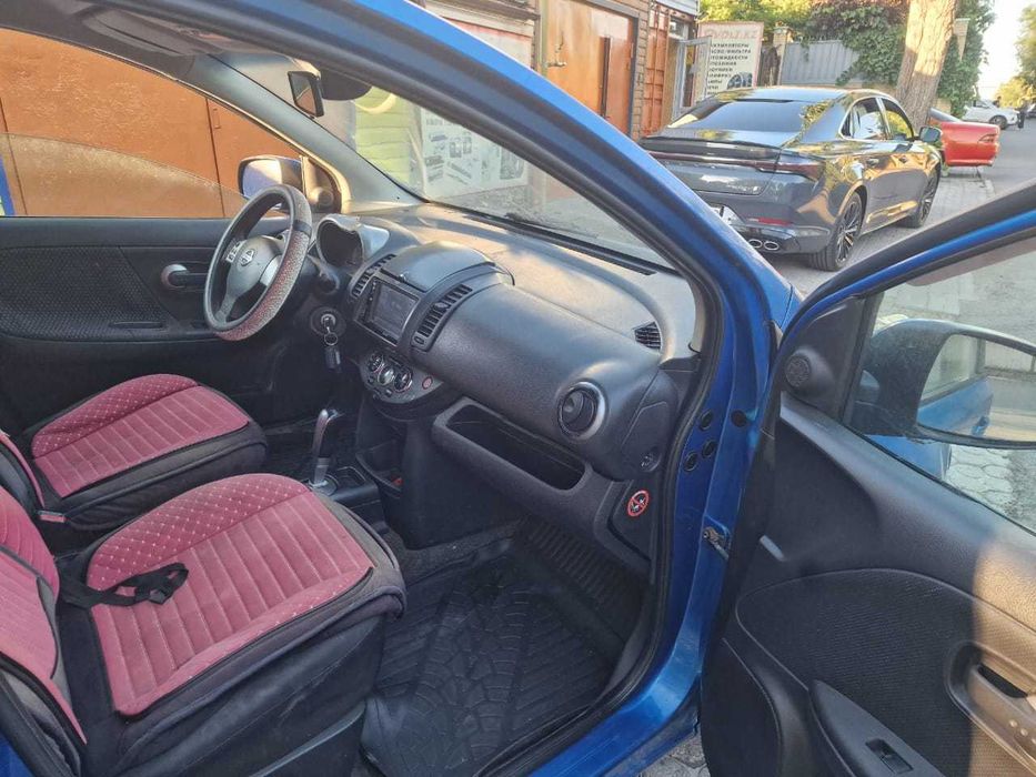 Nissan Note 2007 года