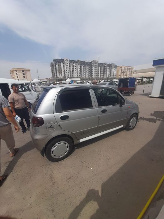 Moshina alo pul kerak